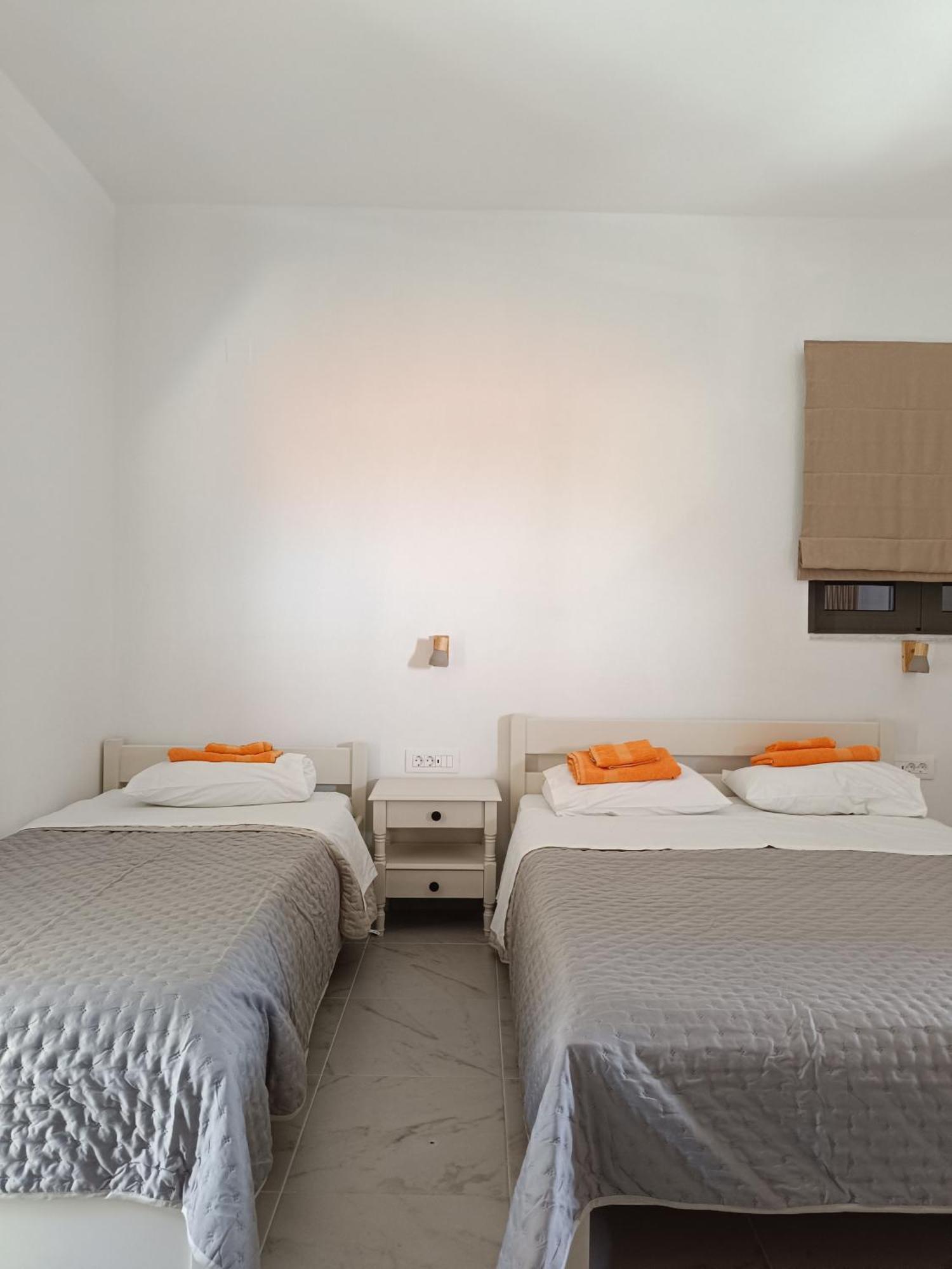 Meltemi Apartment Vourkari ภายนอก รูปภาพ
